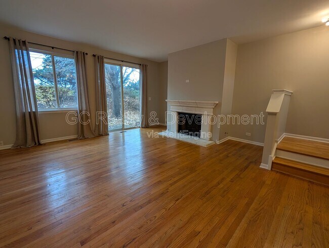 Building Photo - 3043 Kentshire Cir