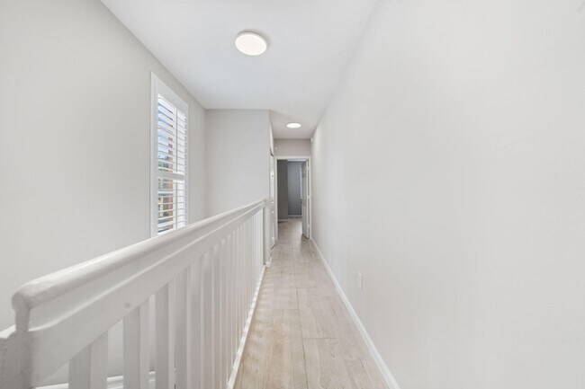 Building Photo - 11789 St Andrews Place