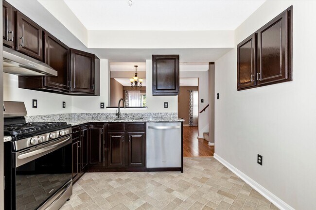 Building Photo - New Market West Rental
