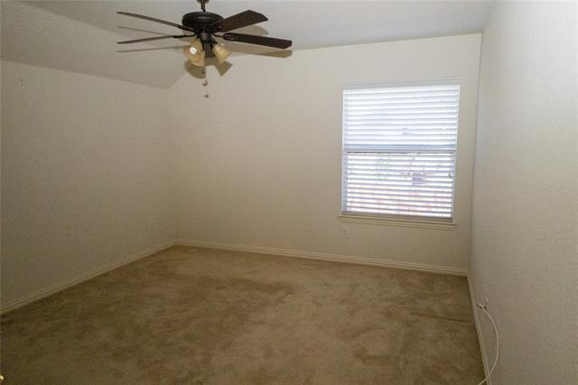 Building Photo - 10002 River Bend Dr