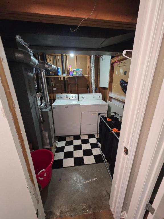 Building Photo - 205 Concord Cir