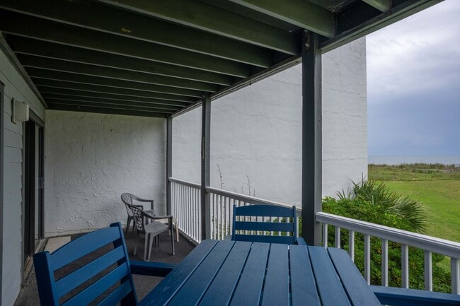 Building Photo - Winter Rental – Ocean View Condo | 2 Bed, 2 Bath – Fully Furnished | Utilities Included