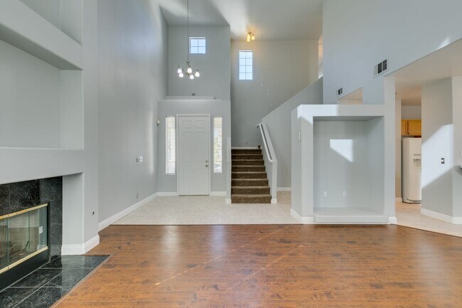 Building Photo - 1707 Millstream Way