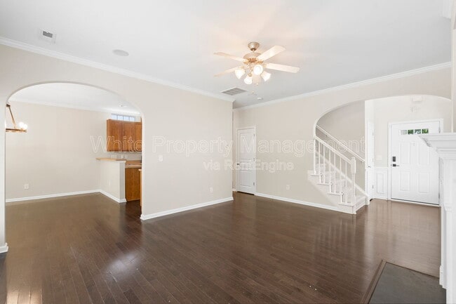 Building Photo - 1141 Hammond Dr