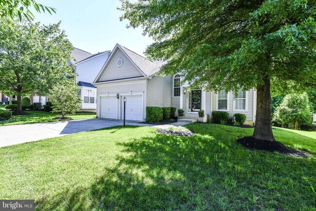 Building Photo - 13003 Belle Meade Trace