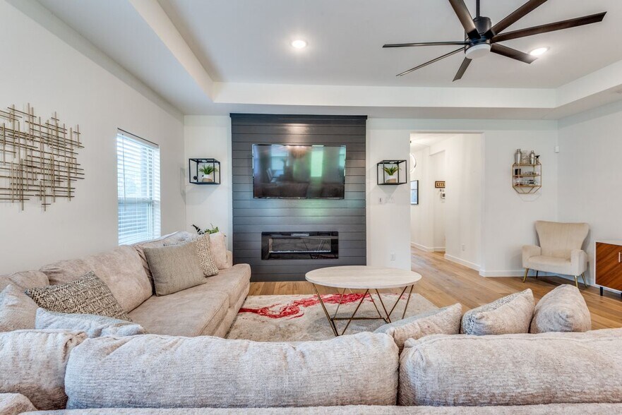 Building Photo - 2830 S Marsalis Ave