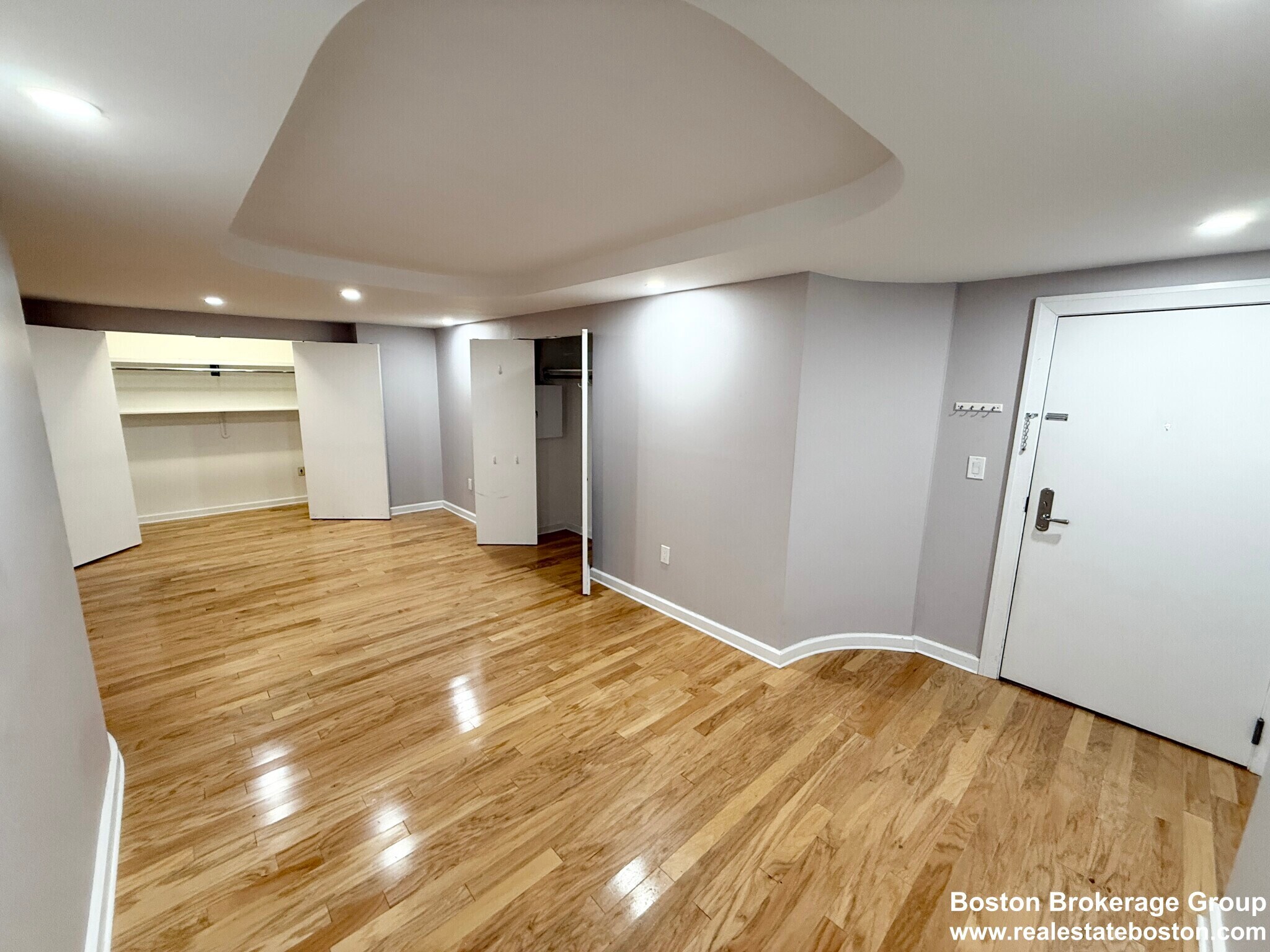 Building Photo - 170 Tremont St