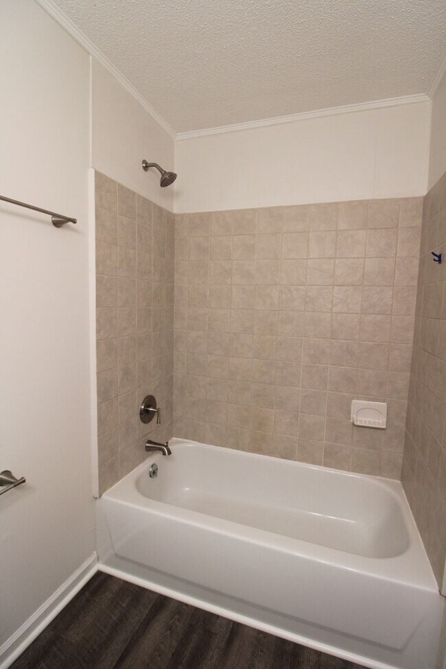 Building Photo - 3 Bedroom home with a Full Basement in Indian Trail!