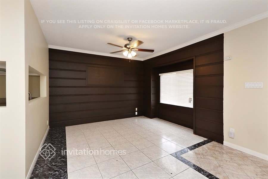 Building Photo - 3886 La Salle Ave