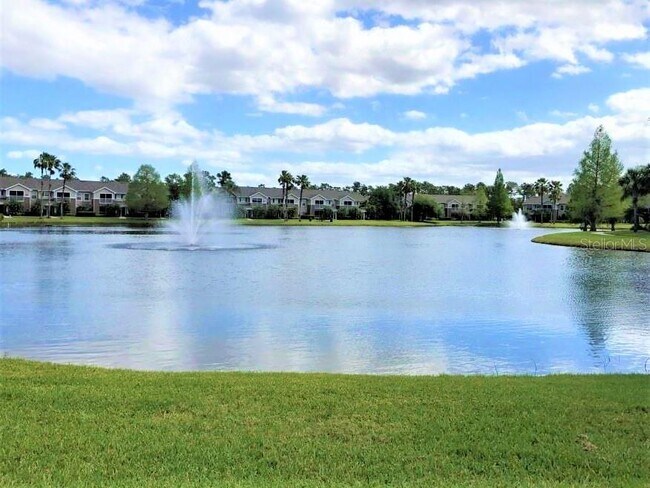 Building Photo - 8804 Manor Loop