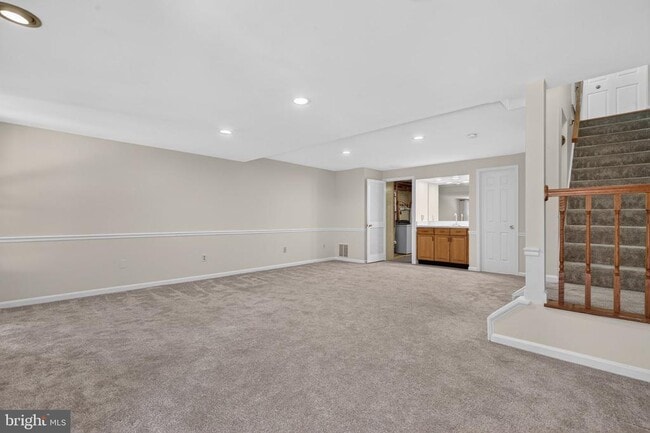 Building Photo - 7259 Worsley Way