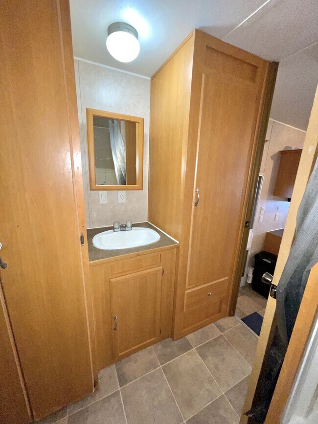 2828 Bethel Rd Trailer 4 2828 Bethel Rd Weatherford TX 76087