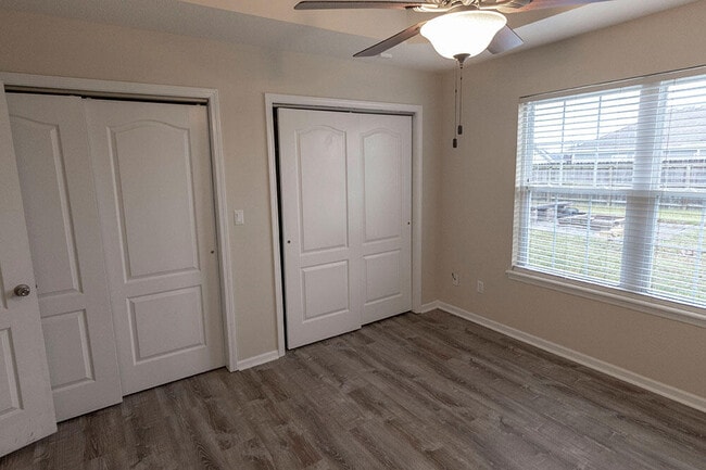Building Photo - 4203 Spring Cress Dr