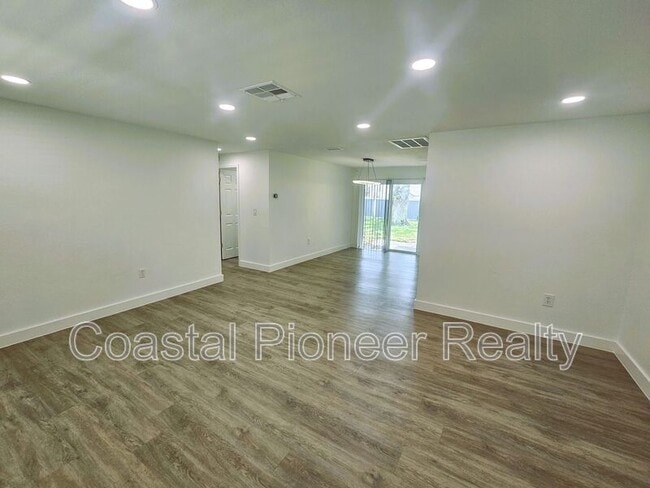 Building Photo - 12218 Shadow Ridge Blvd