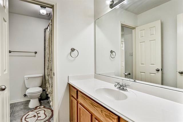 Building Photo - 9921 Delamere Dr