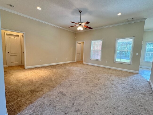 Building Photo - COMING LATE FEBRUARY 2026! (Pet Friendly)