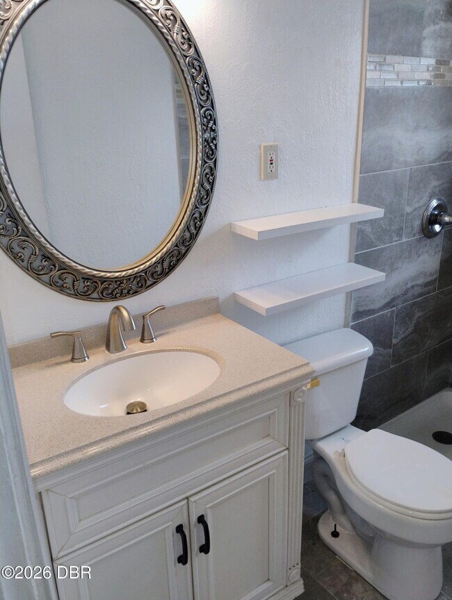 Building Photo - 11 Ocean Breeze Cir