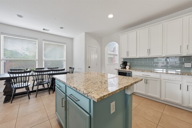 Building Photo - 99 Buck Trail Pl