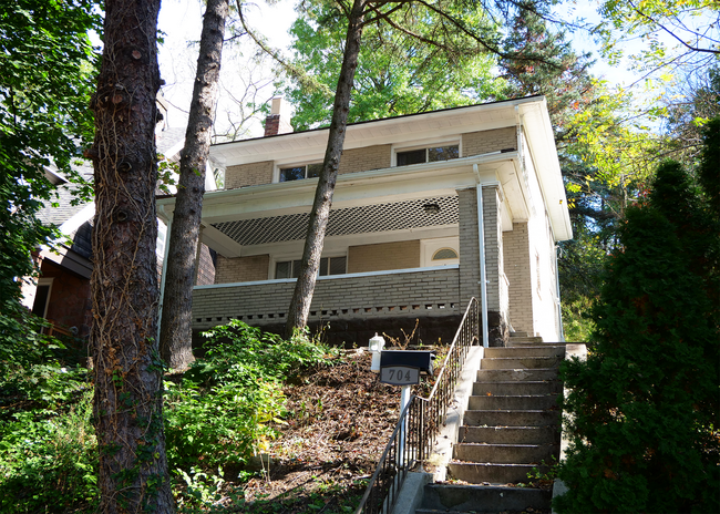 Primary Photo - 704 Princeton Blvd