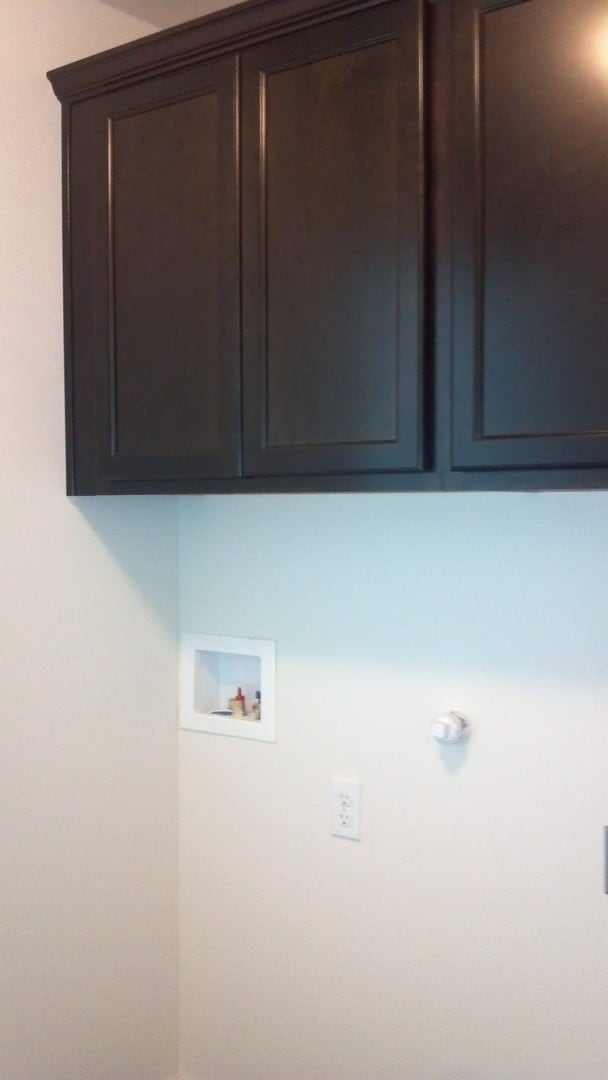 Building Photo - Single Story Home with Fully Fenced Yard & Close to Shopping/Restaurants!