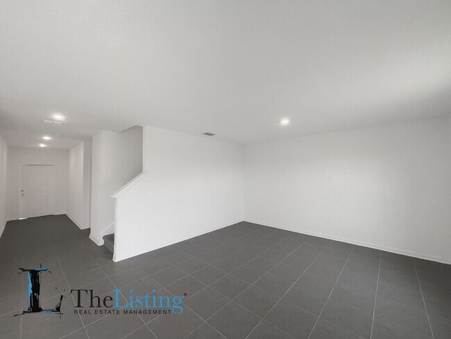 Building Photo - 4810 Katrina Dr