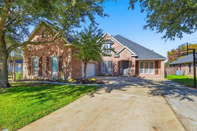 Building Photo - 4843 Golfside Dr