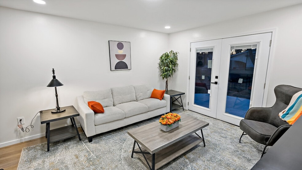 Building Photo - 6112 Modupeola Way