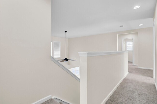 Building Photo - Spacious 5-Bedroom Rental with Dual Master...