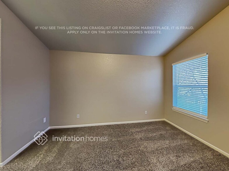 Building Photo - 2245 Fallwater Ln