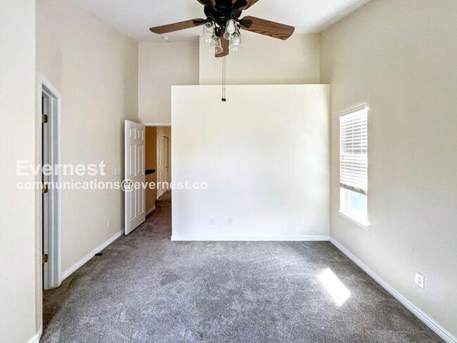 Building Photo - 9600 W Chatfield Ave