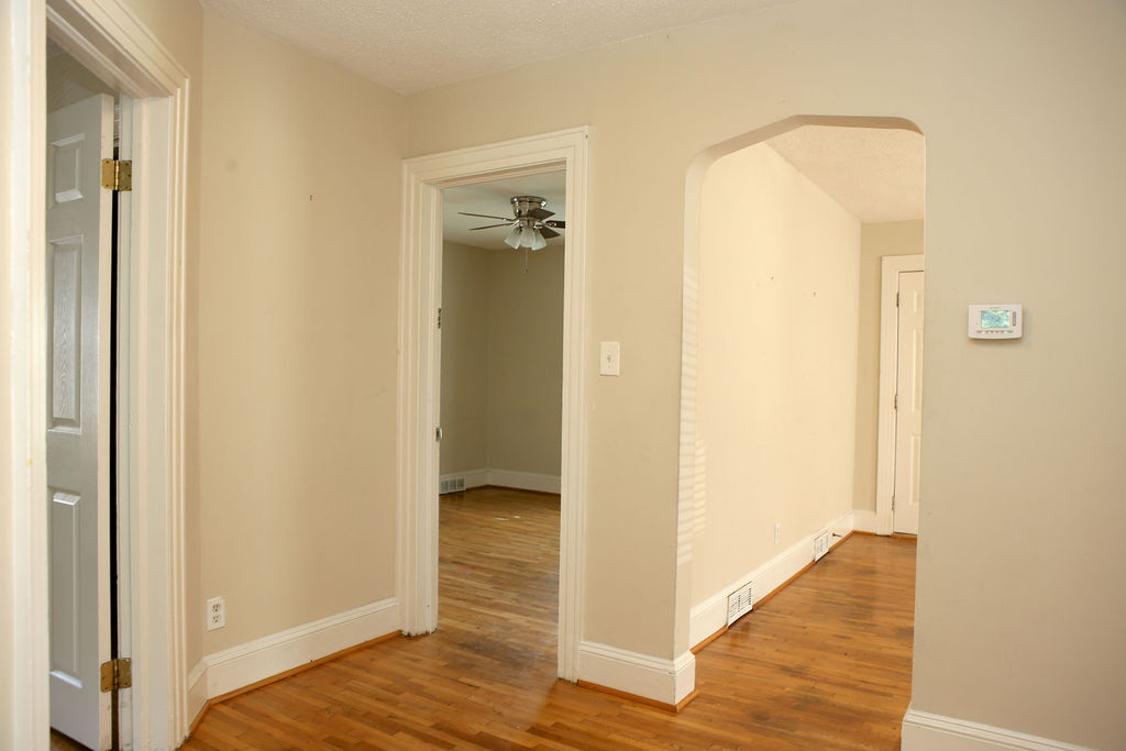 Building Photo - 2214 Walker Ave