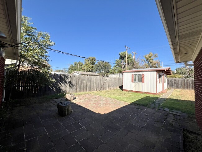 Building Photo - 3212 47th St