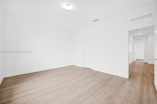 Building Photo - 34532 SW 191st Ave