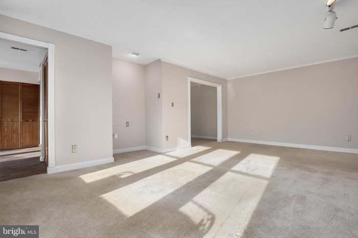 Building Photo - 13210 Meander Cove Dr