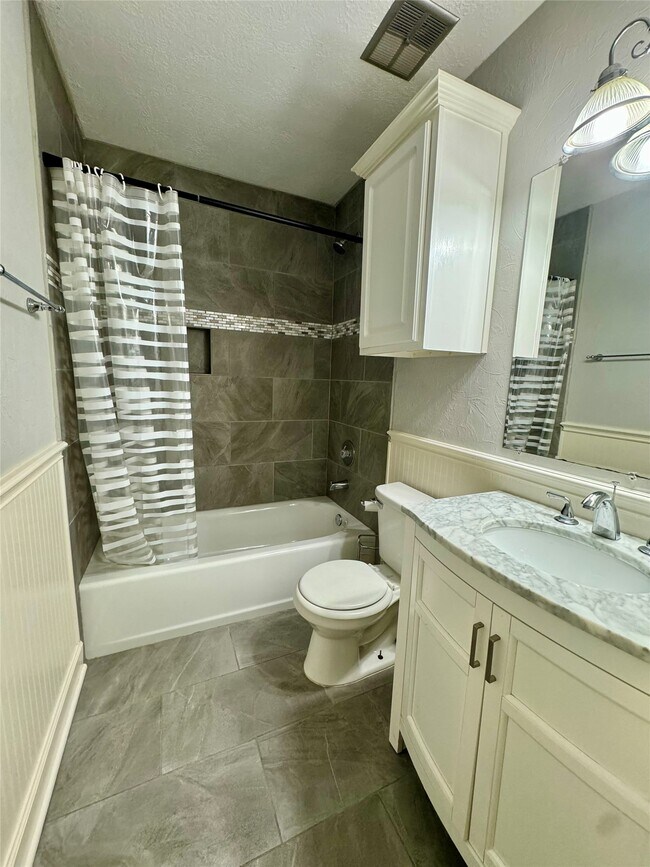 Building Photo - 78 Wind Whisper Ct