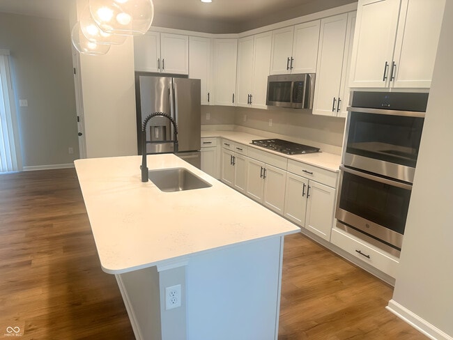 Building Photo - 2934 W New York St