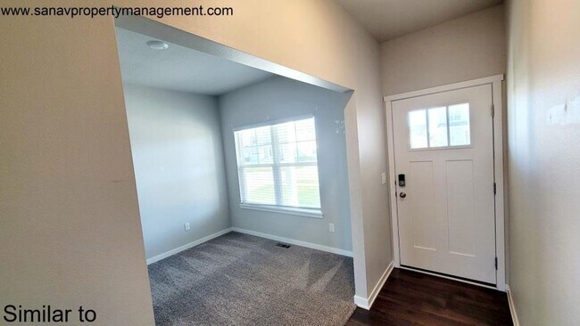Building Photo - Charming & Spacious Home in Prime Ankeny L...