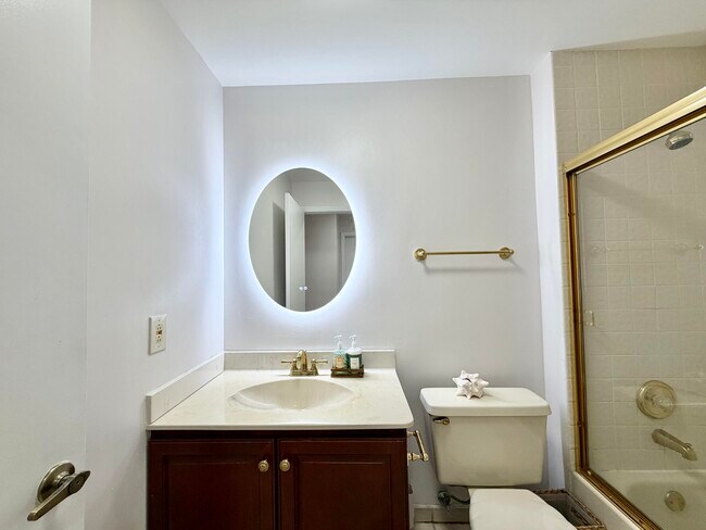 Building Photo - 7935 La Mirada Dr