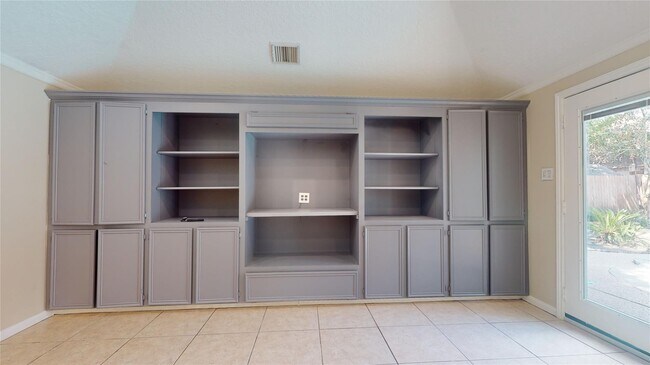 Building Photo - 3510 Cypresswood Dr