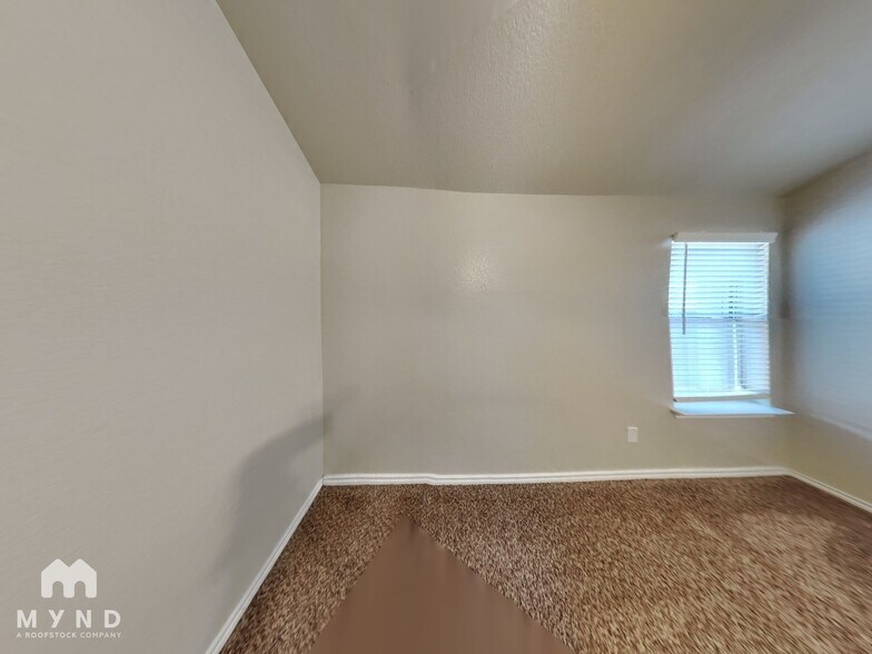 Building Photo - 10224 Ash Creek Ln
