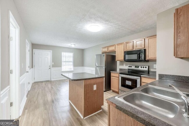 Building Photo - 2913 Vining Ridge Terrace