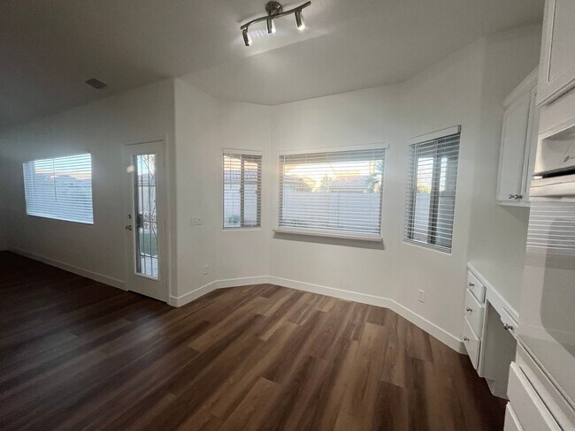 Building Photo - 2470 sq ft, remodeled single story, hard to find 5 bed, 2.5 bath, 2 car garage in guard gated Sta...