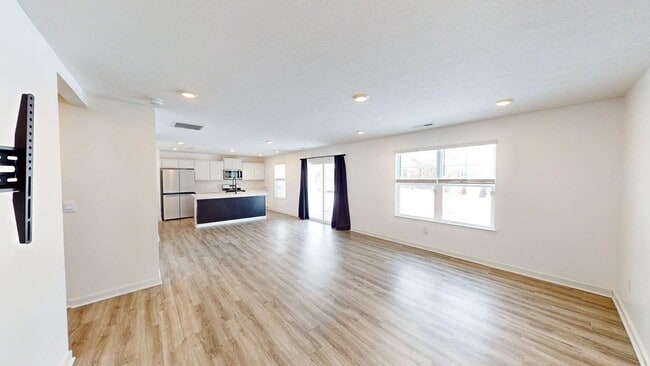 Building Photo - 3829 Genteel Dr