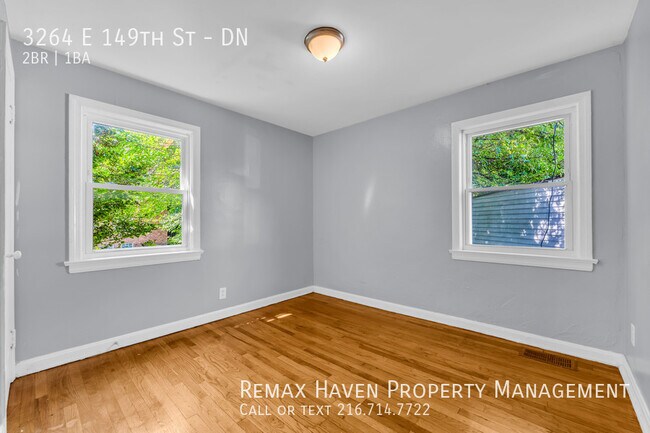 Building Photo - 3264 E 149th St