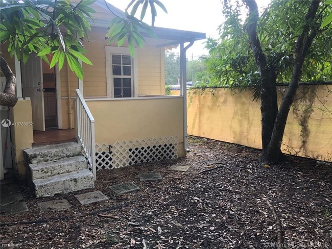 Building Photo - 2 br, 1 bath House - 3593 Franklin Ave