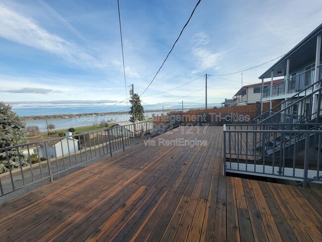 Building Photo - 3326 W Payette Ave