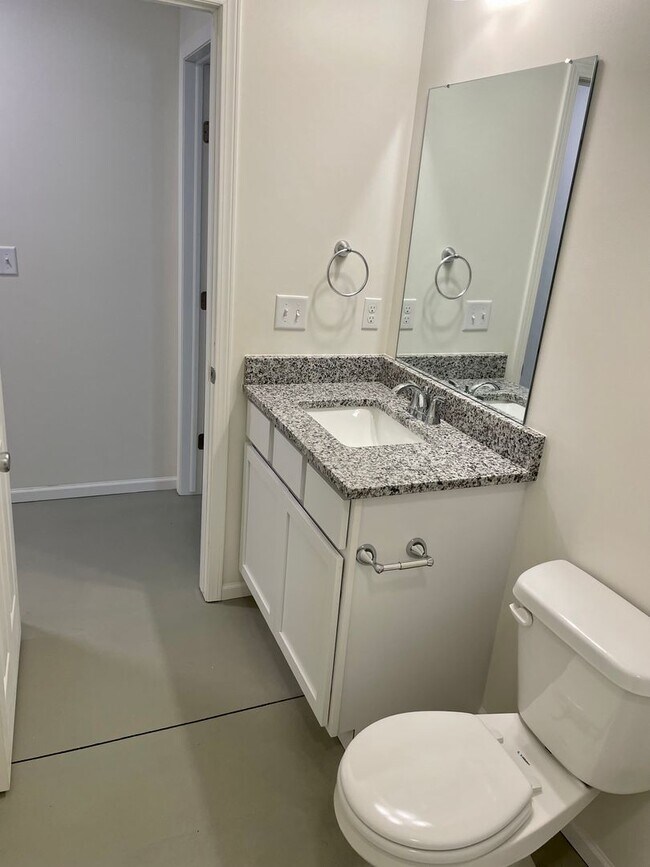 Building Photo - Gorgeous Brand New Townhome $300 OFF FIRST...