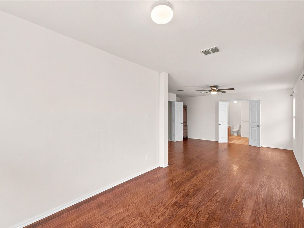Building Photo - 13287 Fowler Dr