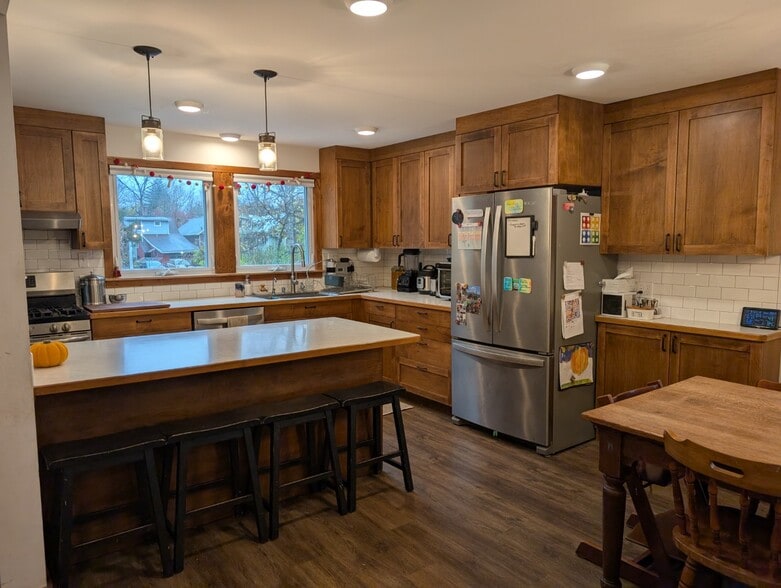 Kitchen - 312 Wood St