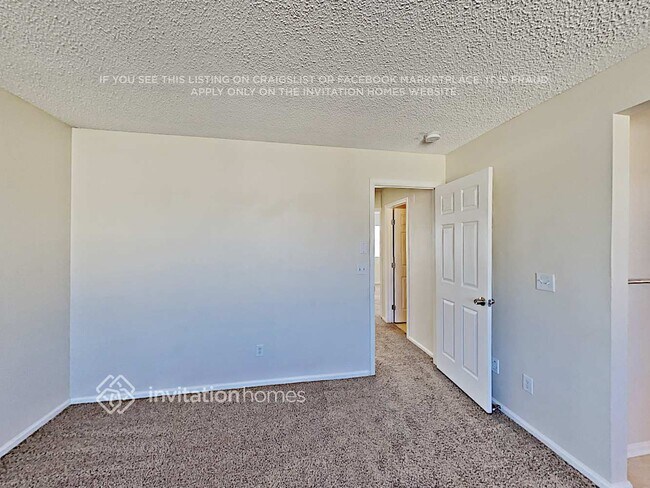 Building Photo - 5135 Pelican St